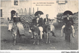 AHKP7-0671 - REGION - PAYS DE LA LOIRE - GUERANDE - AU PAYS DES PALUDIERS - Depart Pour La Promenade ANES - Pays De La Loire