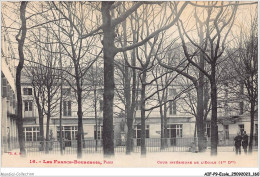 AIFP9-ECOLE-0993 - PARIS - Les Francs-bourgeois - Cour Intérieure De L'ecole  - Ecoles