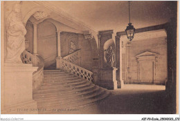 AIFP9-ECOLE-0999 - Lycée Henri IV - Le Grand Escalier  - Ecoles