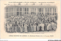AIFP8-ECOLE-0850 - Ecole Préparatoire A L'école Centrale - Baccalauréats Scientifiques - Cour De Récréation  - Schools