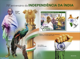 Guinea Bissau 2022 75th Anniversary Of Independence Of India, Mint NH, History - Nature - Gandhi - Birds - Mahatma Gandhi