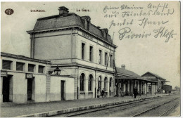 Dixmude La Gare Circulée En 1915 Avec Cachet Militaire Voir Verso - Diksmuide