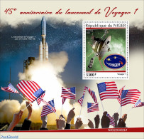 Niger 2022 45th Anniversary Of The Launch Of Voyager 1, Mint NH, History - Transport - Flags - Space Exploration - Niger (1960-...)