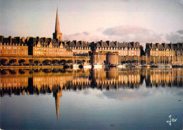 35 - Saint Malo - Reflet Dans Le Bassin à Flot - Saint Malo