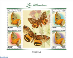 Niger 2022 Moths, Mint NH, Nature - Insects - Níger (1960-...)