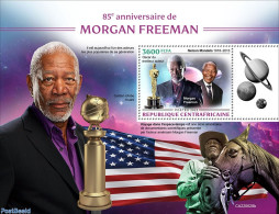 Central Africa 2022 85th Anniversary Of Morgan Freeman, Mint NH, History - Nature - Performance Art - Flags - Horses -.. - Actores
