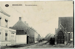 Moorslede Rousselaerestraat Circulée En 1915 Avec Cachet Militaire Voir Verso - Roeselare