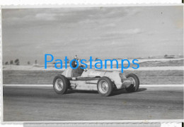 229587 ARGENTINA BUENOS AIRES AUTODROMO MUNICIPAL AUTOMOBILE CAR RACE PILOTO IGLESIAS AÑO 1955 PHOTO NO POSTCARD - Sonstige & Ohne Zuordnung