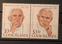 2012 - Cook Islands - MNH - Beatification Of Pope John Paul II - 2 Se Tenant Stamps - Cook