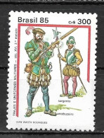 Brasil 1985 Trajes E Uniformes Militares Sec XVI RHM  C1478 - Unused Stamps