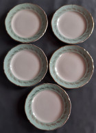 Lot 328 - 5 Assiettes à Dessert En Faïence CERANORD SAINT AMAND, Modèle PICARDIE Blanche Verte Et Dorure - Piatti