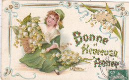 NOUVEL AN. CPA GAUFREE ." BONNE ET HEUREUSE ANNEE ". FILLETTE MARCHANDE DE GUI. ANNEE 1908 + TEXTE - New Year