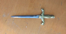 Dague à Garde En Laiton. France. (H172) - Knives/Swords