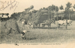  Travaux Agricoles , A La Campagne , Chargement Des Gerbes , * 525 59 - Wagengespanne