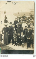 Carte-Photo - DIEPPE - Groupe D'Hommes Et De Femmes - Kiosque à Musique - Dieppe