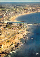 85 - Les Sables D'Olonne - La Chaume - La Sortie Du Port Et La Plage - Sables D'Olonne