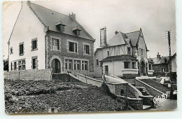 BOURBRIAC - Hôtel Des Postes Et Centre De Médecine Préventive - Autres & Non Classés