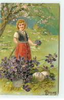 Pâques - Carte Gaufrée - Joyeuses Pâques - Fillette Près D'oeufs Et De Violettes - Ostern