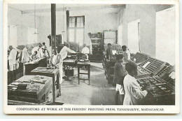 Madagascar - TANANARIVE - Compositors At Work At The Friends' Printing Press - Imprimerie - Madagaskar