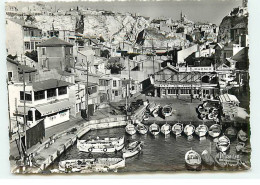 MARSEILLE - La Corniche - Le Vallon Des Auffes - Barques Dans Un Petit Port - Café Beau Rivage - Endoume, Roucas, Corniche, Strände