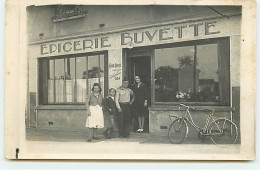 Carte-Photo - Une Famille Devant Une épicerie Buvette - Negozi
