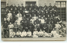 Carte-Photo - Groupe De Militaires - 130 Sur Les Képis - Photo Bouhours Vincennes - Guerra 1914-18