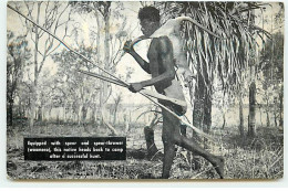 Australie - Aborigènes - Equipped With Spear Ans Spear-thrower (woomera) - Chasse Au Kangourou - Aborigenes
