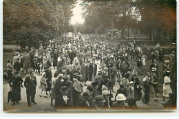 Carte-Photo - SAINT-HONORE-LES-BAINS - Lina Simon - Photographie Du Parc - Fête Dans Le Parc - Saint-Honoré-les-Bains