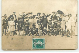 Carte Photo - CAYEUX SUR MER - Groupe Sur Une Plage - Cayeux Sur Mer