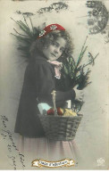 Enfant - Grete Reinwald Portant Un Panier Et Un Sapin - Gage D'Affection - ELD - Portretten