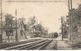 SAINT-GERMAIN-EN-LAYE - Forêt - La Halte Village D'Achères - Train - St. Germain En Laye