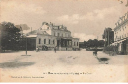 MONTEREAU-FAUT-YONNE - La Gare - Montereau