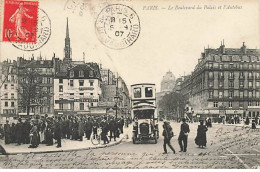 PARIS I - Le Boulevard Du Palais Et L'Autobus - Arrondissement: 01