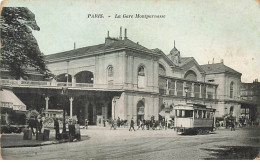 PARIS - La Gare Montparmasse - Tramway - Metro, Estaciones