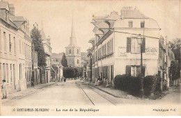 SAINT-ROMAIN-DE-COLBOSC - La Rue De La République - Saint Romain De Colbosc