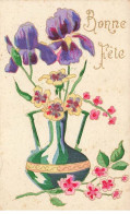 Carte Peinte à La Main - Bonne Fête - Bouquet Avec Des Iris - Publicité Chicorée Arlatte - Andere & Zonder Classificatie