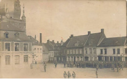 Carte-Photo - BOUVINES - Militaires Sur Une Place - Sonstige & Ohne Zuordnung