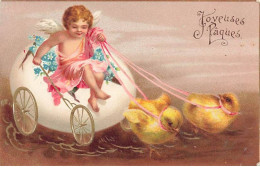 Carte Gaufrée - Clapsaddle - Joyeuses Pâques - Ange Sur Un Oeuf Tiré Par Des Poussins - Easter