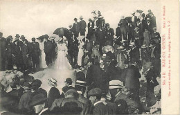 Nouvelle-Zélande - Wairoa Geyser - The Crowd Waiting To See The Soaping Rotorua - Nuova Zelanda