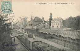 MAISONS-LAFFITTE - Gare Intérieure - Train - Maisons-Laffitte