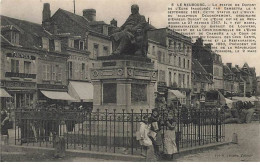 LE NEUBOURG - La Statue De Dupont De L'Eure - Commerce De Faïences - Le Neubourg