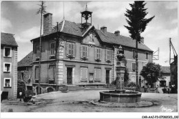 CAR-AAJP3-48-0275 - AUMONT - Place De L'hôtel De Ville - Aumont Aubrac