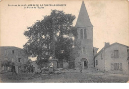 43. N°55859.la Chaise Dieu.la Chapelle Geneste.la Place De L'eglise - La Chaise Dieu