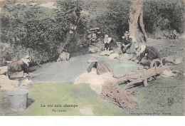 44 . N°205496. La Vie Aux Champs. Au Lavoir - Andere & Zonder Classificatie