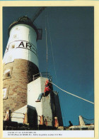 Relève Du Gardien Au Phare D'Ar Men / ILE DE SEIN (29) (LE BERRE M.) C.M.T.B. N° 118 / 400 Exemplaires (CARTOUEST) - Otros & Sin Clasificación