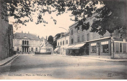 45 - GIEN - SAN25435 - Place De L'Hôtel De Ville - Gien