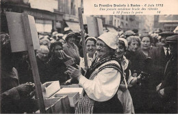 44 - NANTES - SAN57023 - La Première Braderie - 6 Juin 1932 - Une Joviale Vendeuse Brade Des Ribouis - Métier - Nantes