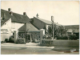 41.CHISSAY EN TOURAINE.n°32216.HOTEL BONNET.ROUTE DE TOURS.CPSM. - Sonstige & Ohne Zuordnung