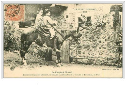 43.LE COUPLE A CHEVAL.JEUNES MONTAGNARDS CEVENOLS, SE RENDANT A CALIFOURCHON A LA FOIRE DE LA TOUSSAINT, AU PUY - Autres & Non Classés