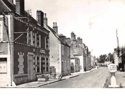 45 . N° 200489 . SAINT FIRMIN SUR LOIRE . RUE PRINCIPALE . CPSM . 14,5 X 10,5 - Autres & Non Classés